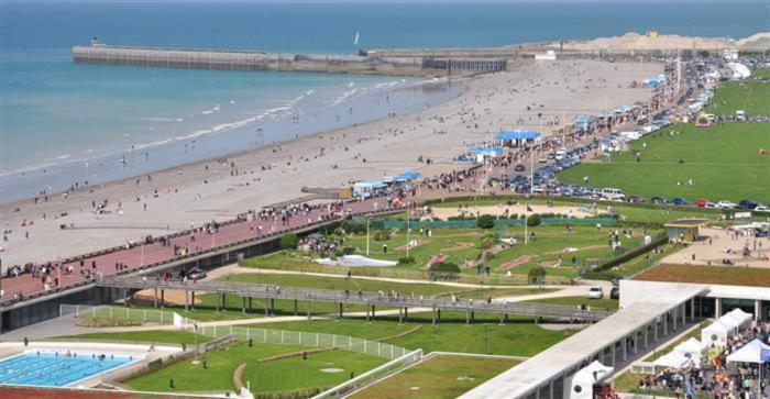 L'Esplanade Apartment Dieppe Bagian luar foto